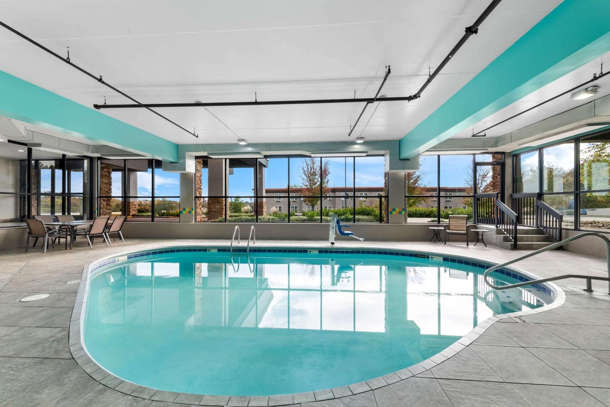 Comfort Suites Knoxville West - Farragut Bagian luar foto